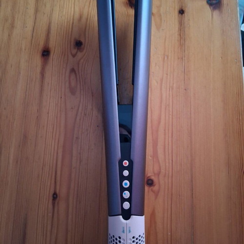 Dyson Air Straight Hair Straightener like new