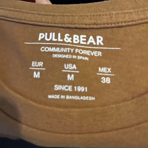 Pull & Bear T-shirt orange size M lightly worn