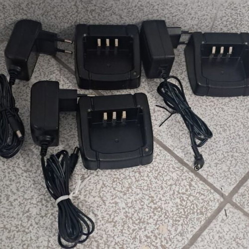 Yaesu SBH-22 charger used