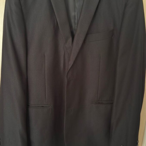 Berto Lucci men's suit Large black like new