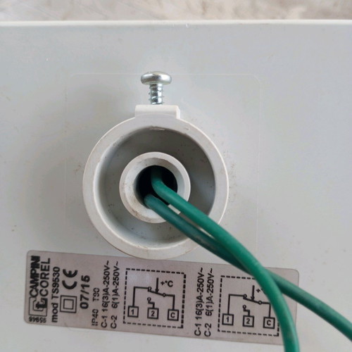 Double immersion thermostat new with gift 1/2" valve