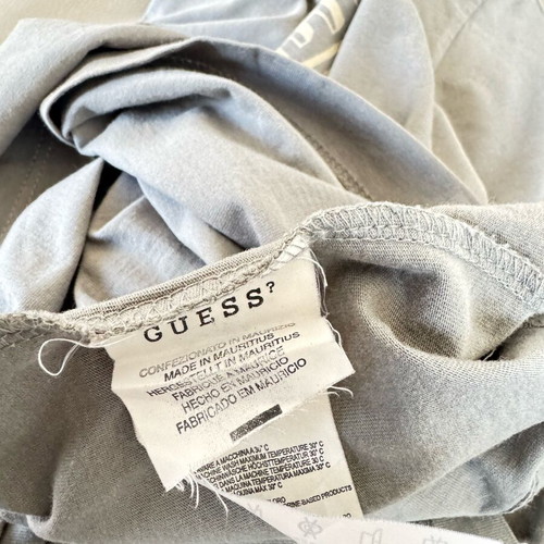 Guess T shirt medium khaki cotton like new