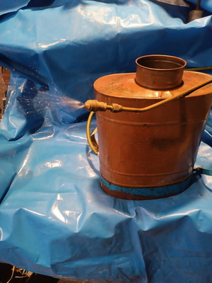 Bronze backpack sprayer 10 liters used, Afoi Prapopouloi