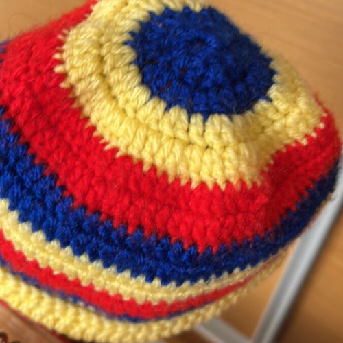 Wool hat handmade, like new, multicolor, kids XS