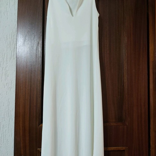 Rannia Minimal White Midi Dress like new