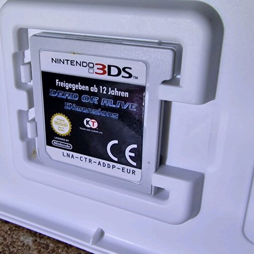 Dead Or Alive Dimensions Nintendo 3DS like new