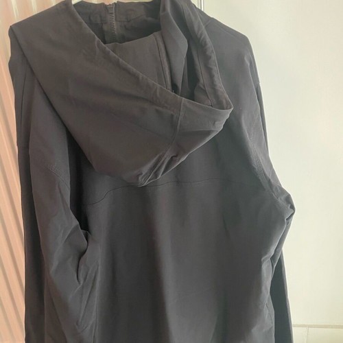 Nike SB waterproof jacket like new, size S, black