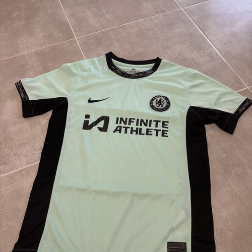 Nike Limited Edition Chelsea Jersey new, authentic