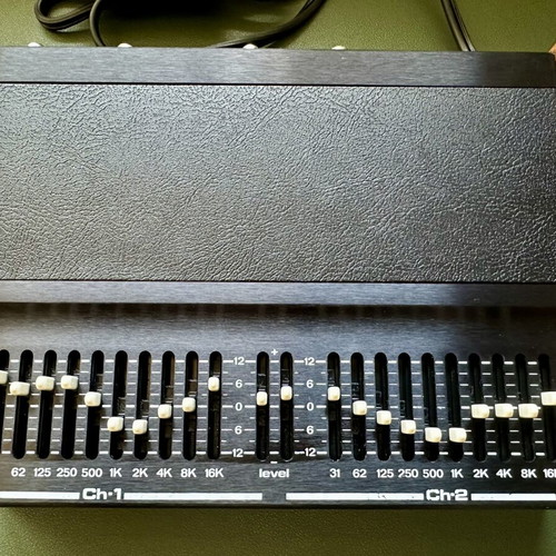 Vintage MXR Stereo Graphic Equalizer Model 114 used
