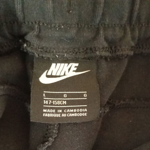 Nike kids' bermuda shorts used, size Large for 147-158 cm height