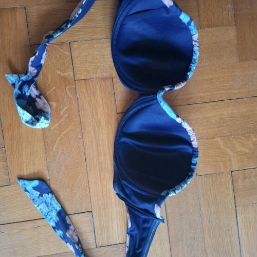 Oysho bandeau bikini top, dark blue with floral pattern