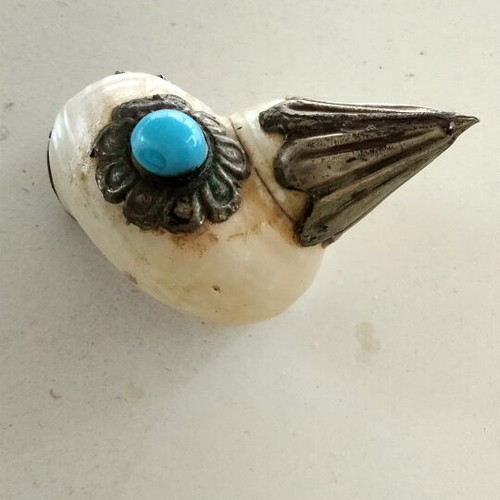 Vintage Tibetan Ritual Shell 7cm with Turquoise and Civet, like new