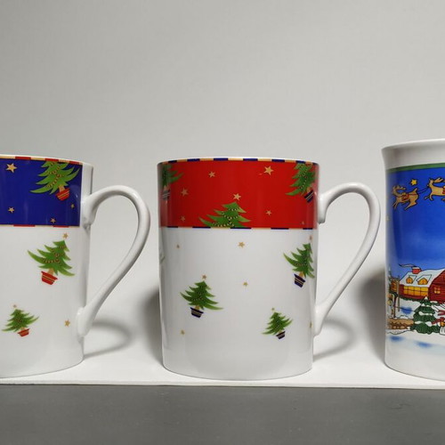 Christmas mugs like new, set of 3 pieces