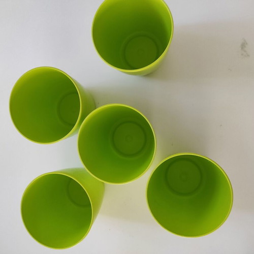 Plastic cups pack of 5, new, thick plastic