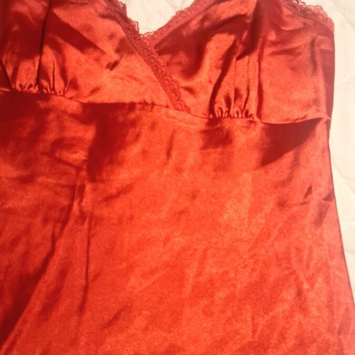 Rouge Top satin blouse red, like new