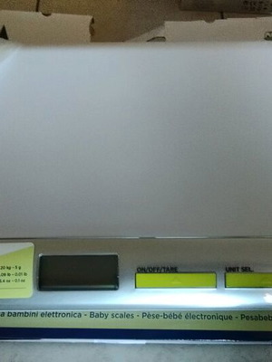 Baby scale like new