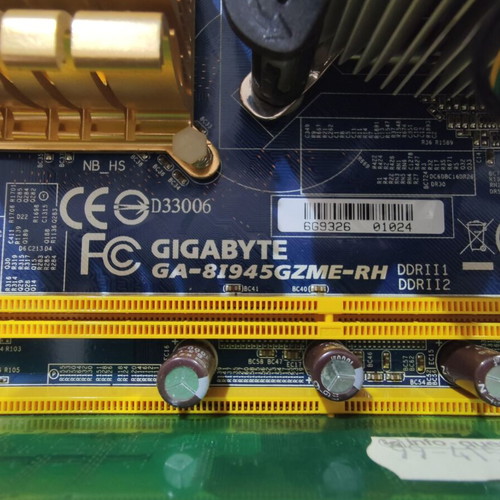 Gigabyte Motherboard 8I945GZME-RH like new with Intel Core2 4300 CPU and 512MB Ram
