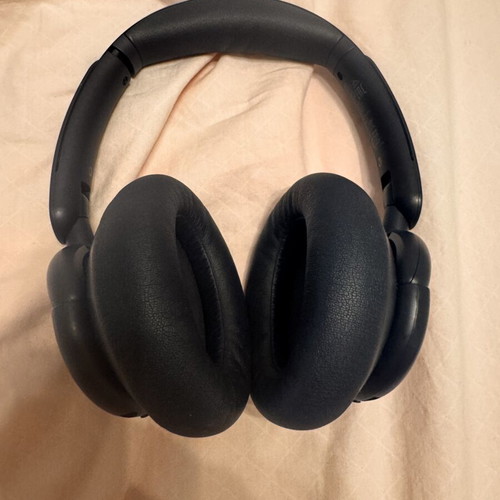 Soundcore Q30 headphones used, excellent condition