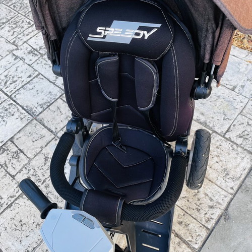 Lorelli Speedy 360 4-in-1 tricycle with parent handle, like new, black
