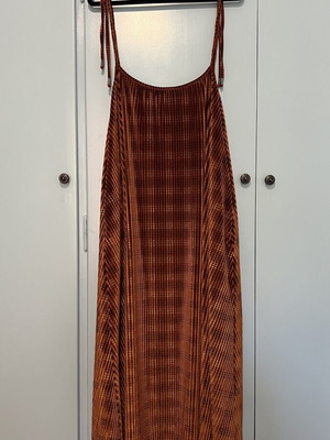 Jumpskirt Nidodileda velvet checked dress with adjustable straps like new, orange