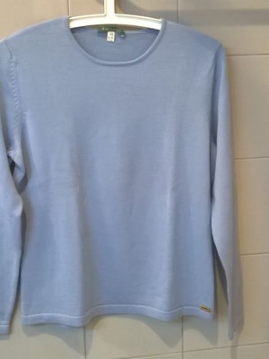 Leonard's light blue woolen blouse used, size M