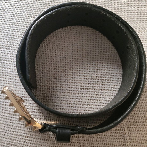 Dsquared2 women's leather belt black like new, size small