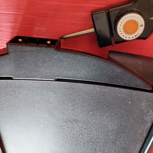 DiGi 0.1 Griddle with Adjustable Thermostat 2000W New