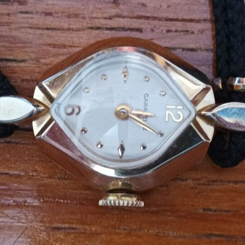 Caravelle vintage women's/kids watch used, wind-up