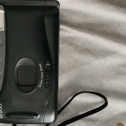 Nikon EF 200 analog camera like new with case