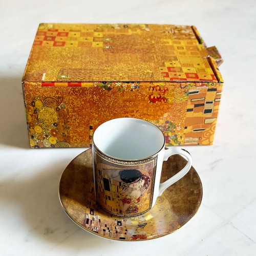 Gustav Klimt Kiss Collectible Cup from Austria new