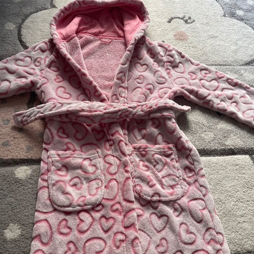 Bathrobe with hearts for girl 5-9 years like new