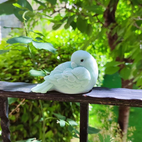 Soy Wax Parrot-Shaped Candle new, pistachio scent