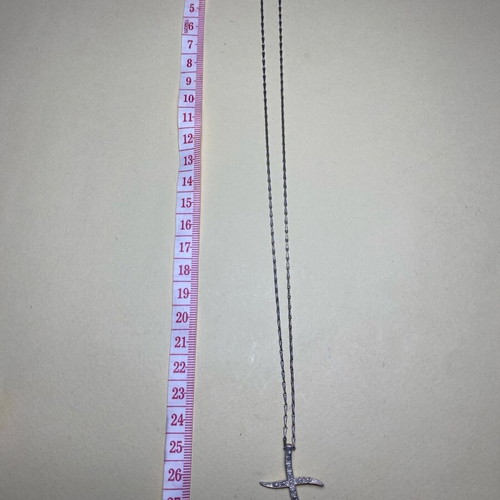 Silver cross like new