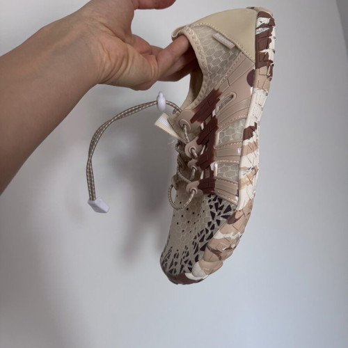 Bearefoot women's athletic shoes new, beige desert camo, size 38.5-39