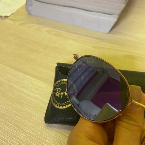 Ray-Ban mirror sunglasses like new, gold metal round frame