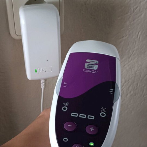 Silk'n Flash&Go IPL laser hair removal device used