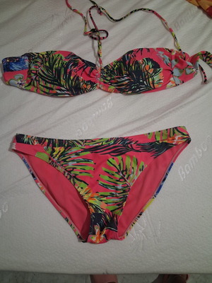Swimsuit like new, colorful, sizes L to XL