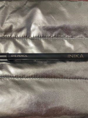 Inika Organic eye pencil black new