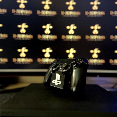 PlayStation 4 controller stand new, printed with PLA+
