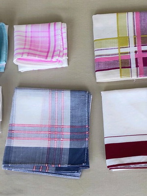 Vintage cotton checkered handkerchiefs like new, set of six
