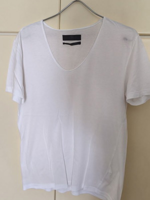 Men's blouses pack of 4 used, V-neck, colors white black purple pink, size Large