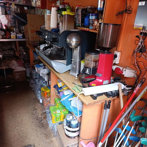 Trailer Cantina Fully Equipped With Coffee Machine And Security System