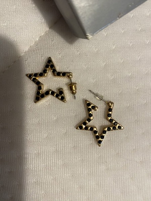 Star earrings like new with black rhinestones, medium to small size