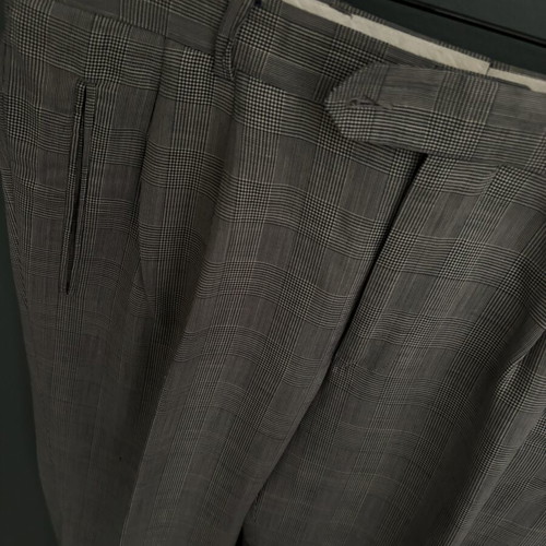 Hugo Boss σακάκι μεταχειρισμένο, γκρι καρό, μέγεθος 50/L με δώρο παντελόνι