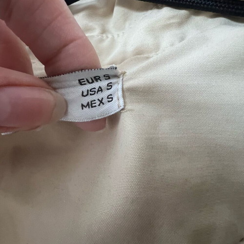 Spring coat gabardine like new, color sand