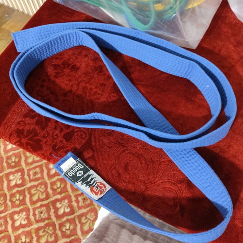 Karate, judo and taekwondo belts like new, set of 6