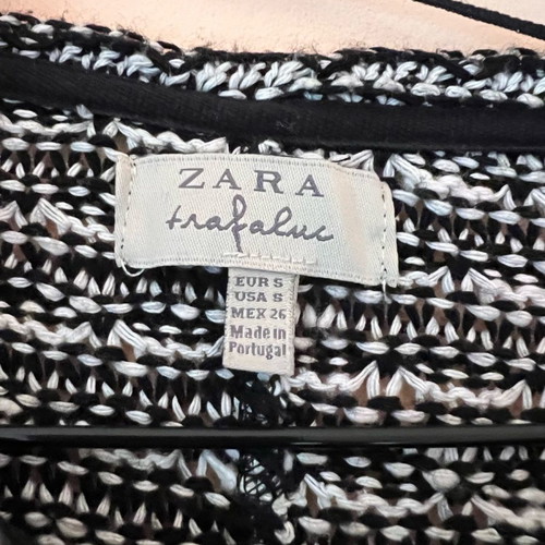 ZARA wide sweater with spikes used, black, size S