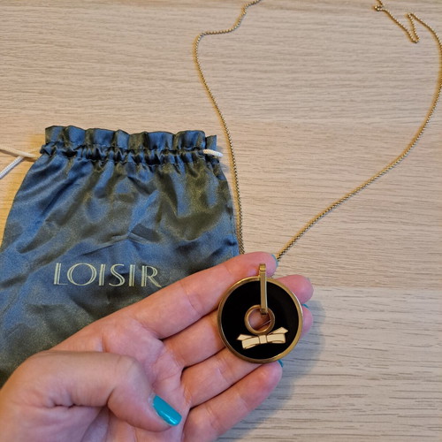 Loisir long necklace 42cm chain with black pendant gold-plated steel like new
