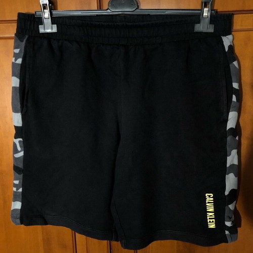 Calvin Klein men's shorts like new, size M