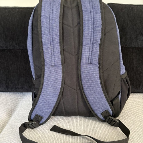 Penguin Original Backpack like new, black and blue